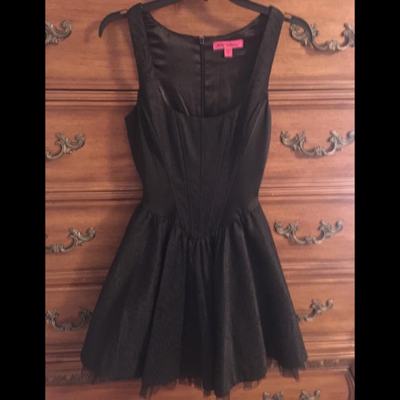 Betsey Johnson Dresses & Skirts - Betsy Johnson little black dress